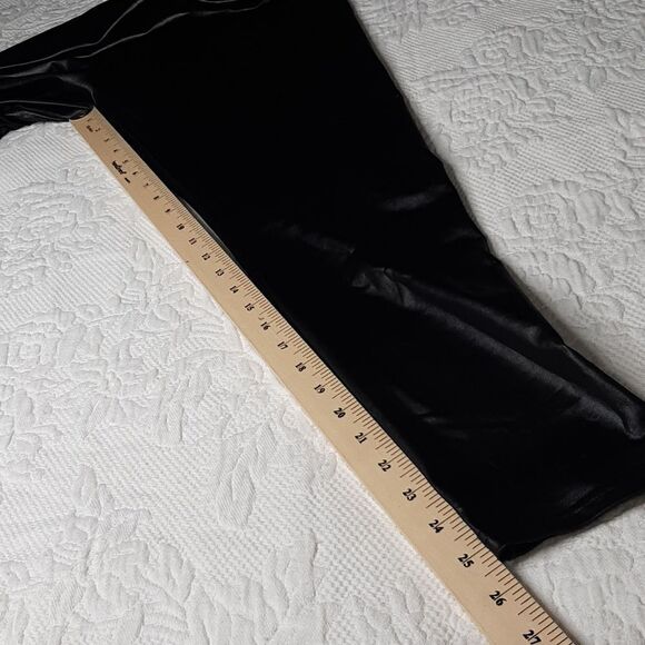 Shein Curve 0XL Black Pleather Capris - Picture 7 of 8